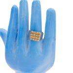 Ασημένιο δαχτυλίδι με διακόσμηση από μπλέ τελείες