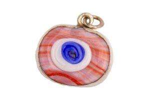 Γυάλινο μάτι δεμένο με ασήμι